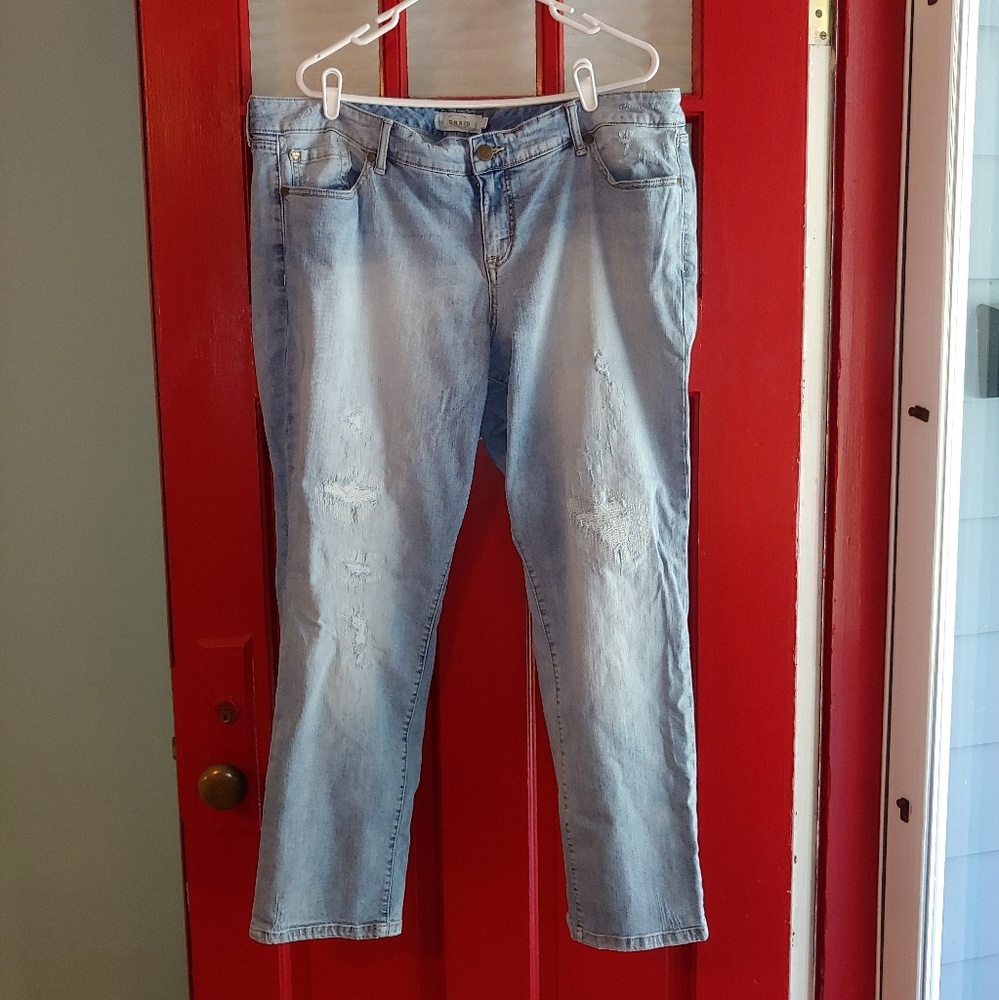 Torrid Boyfriend curvy cut jeans